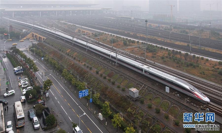 狮山复印机出租那些又潮又酷的高铁“头型”怎样炼成?